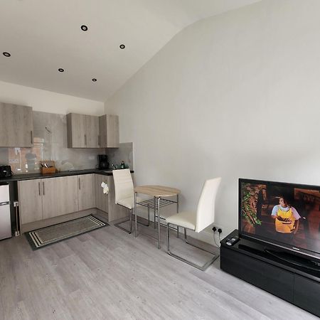 Ilford Town Centre Studio المظهر الخارجي الصورة